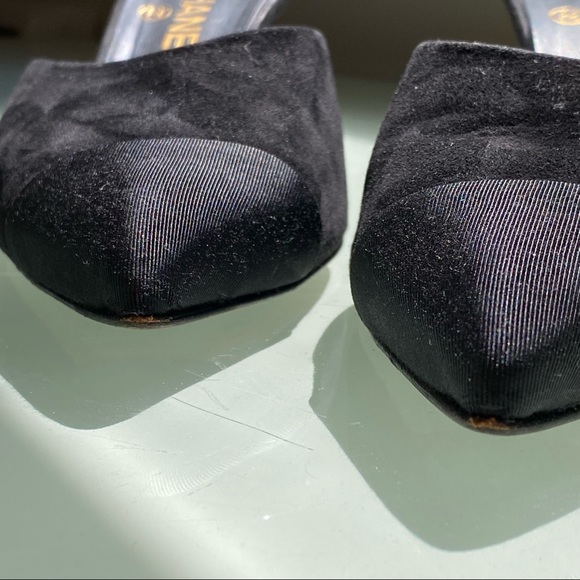 CHANEL Suede Cap Toe Interlocking CC Mules 7.5US - Picture 6 of 17